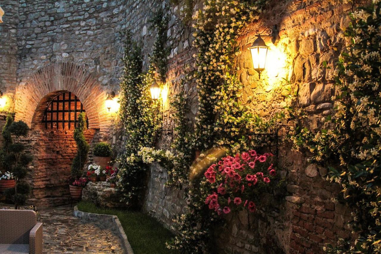 Hotel Guri Elbasan Zewnętrze zdjęcie