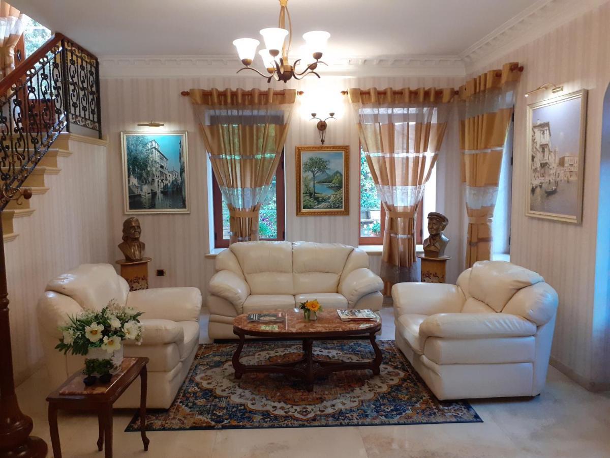 Hotel Guri Elbasan Zewnętrze zdjęcie
